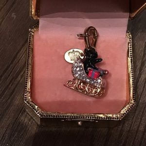 Juicy Couture Yorkie in Sleigh Charm Ltd Christmas 2010